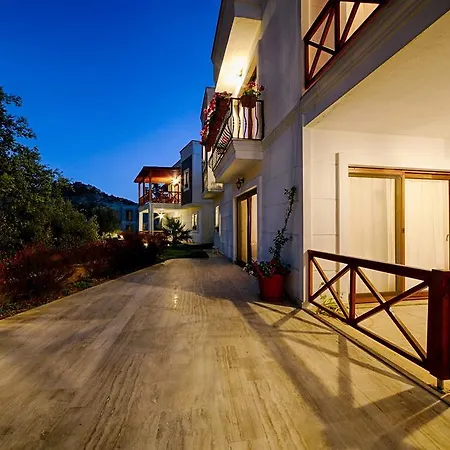 Cactus Garden Village Apartment *